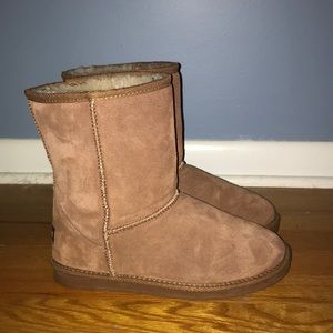 Tamarac boots